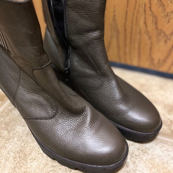 Waldlaufer Women’s Olive Green Leather Zip Up Booties Sz-7 - Picture 2 of 10